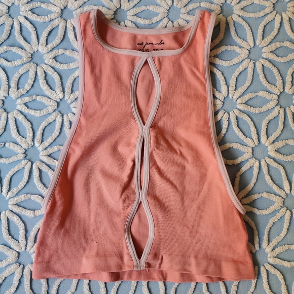 Urban Outfitters Violetta Seamless Crop Top - Picture 2 of 4